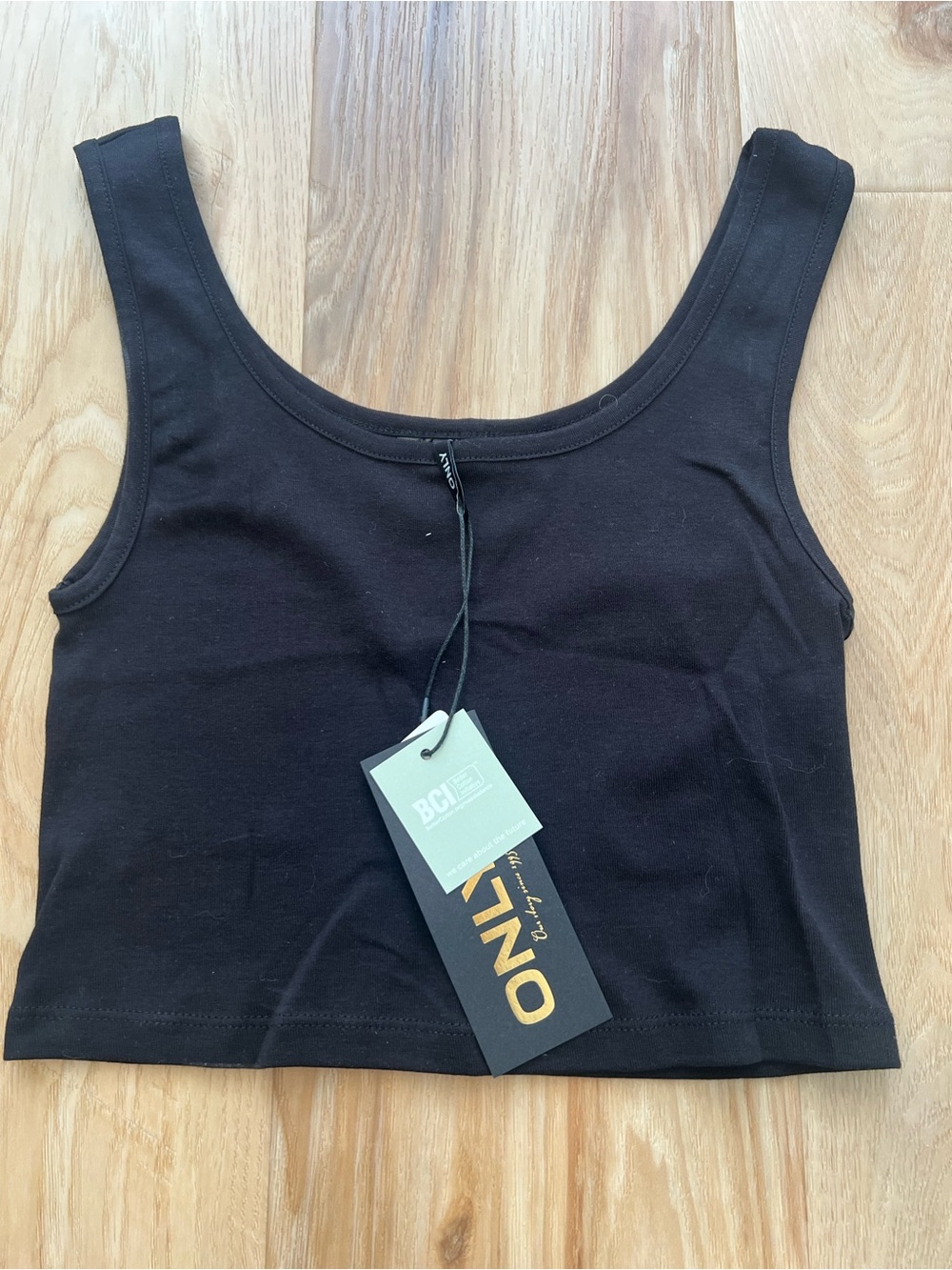 NWT Only Black Cropped Tank XS